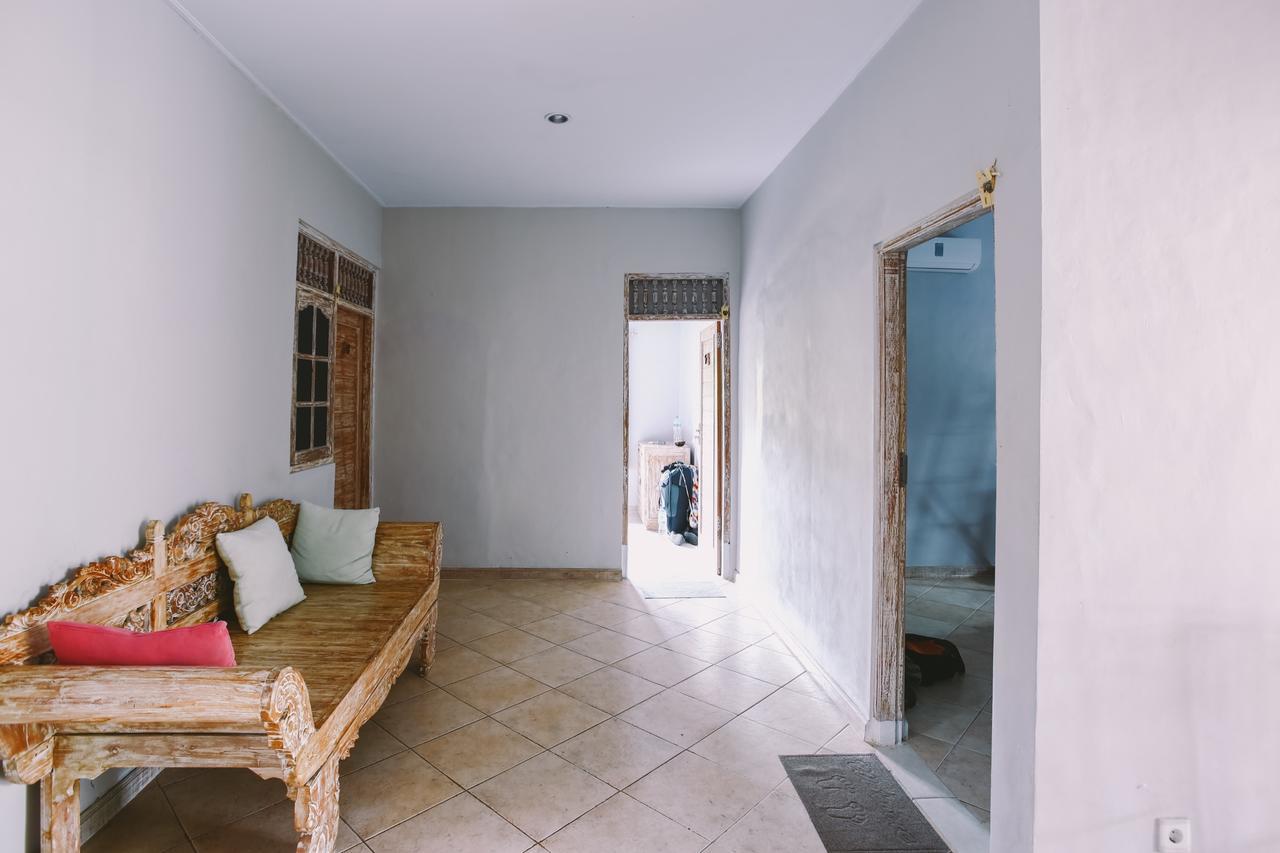 Swan House Canggu Hotel Zewnętrze zdjęcie