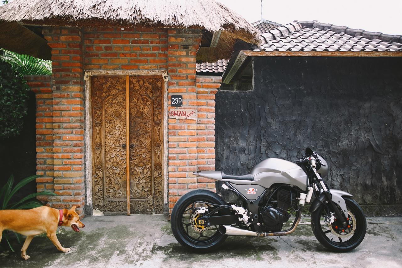 Swan House Canggu Hotel Zewnętrze zdjęcie