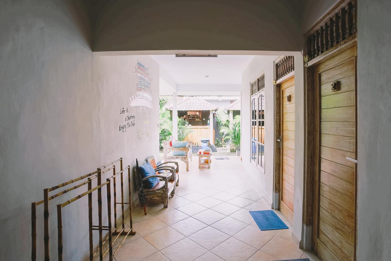 Swan House Canggu Hotel Zewnętrze zdjęcie