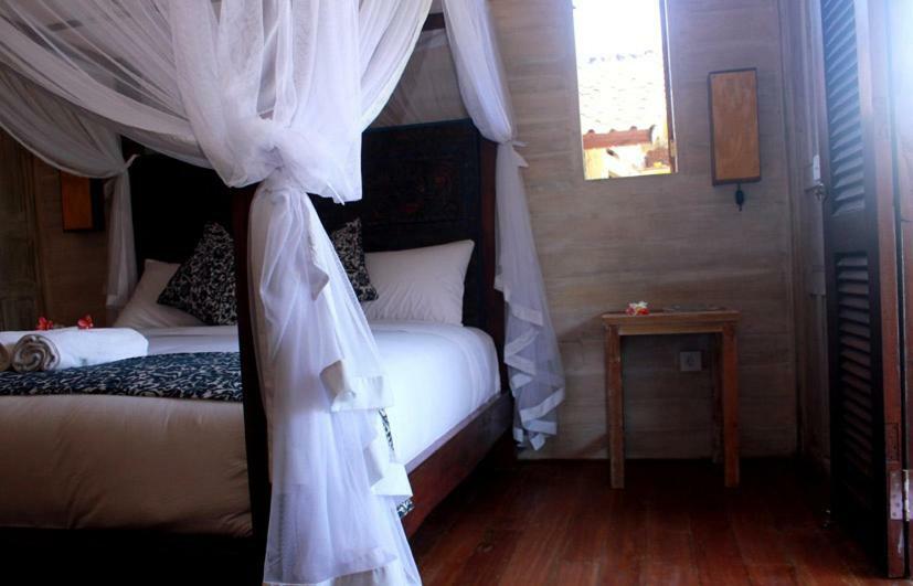 Swan House Canggu Hotel Zewnętrze zdjęcie