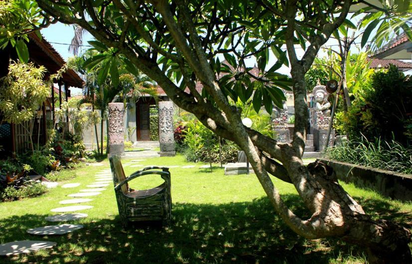 Swan House Canggu Hotel Zewnętrze zdjęcie